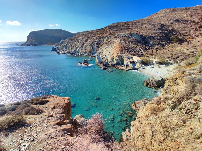 La imagen tiene un atributo ALT vacío; su nombre de archivo es folegandros-grecia-playas-ver-hacer-mi-aventura-viajando-15.jpg