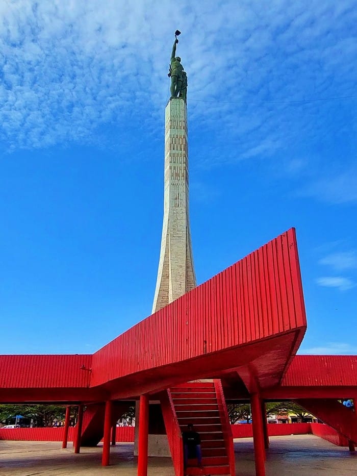 plaza estrella roja cotonou