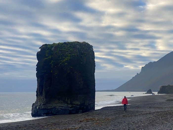 playa negra islandia